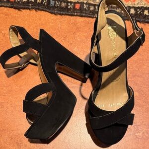 Elegant Black Platform Sandals
